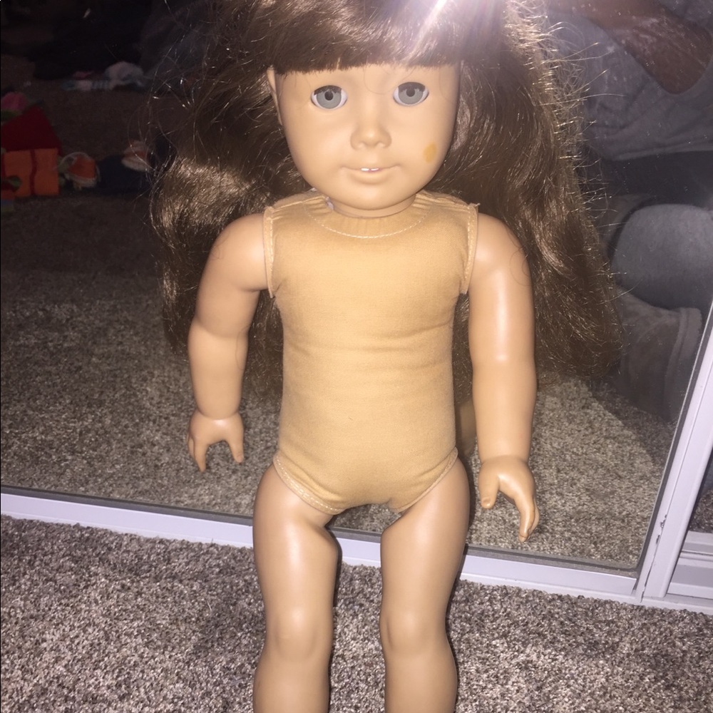 AMERICAN GIRL DOLL MOLLY